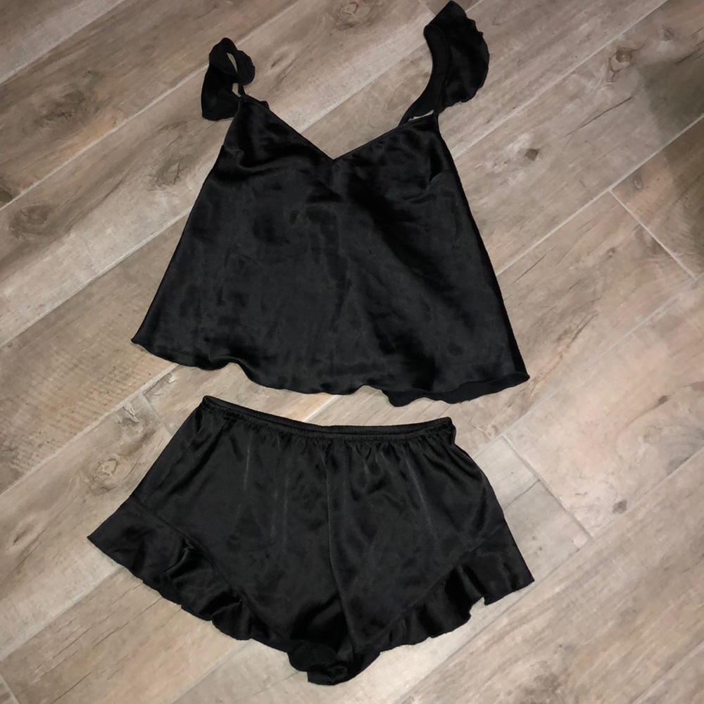 NWOT SILK PAJAMA SET
